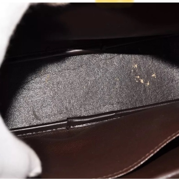 Burberry Vintage Olive Windowpane Shoulder Bag with Adjustable Strap - Picture 10 of 12